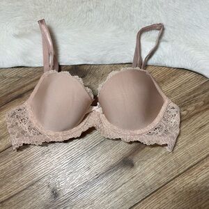 Victoria's Secret Dream Angels lined Demi lace bra